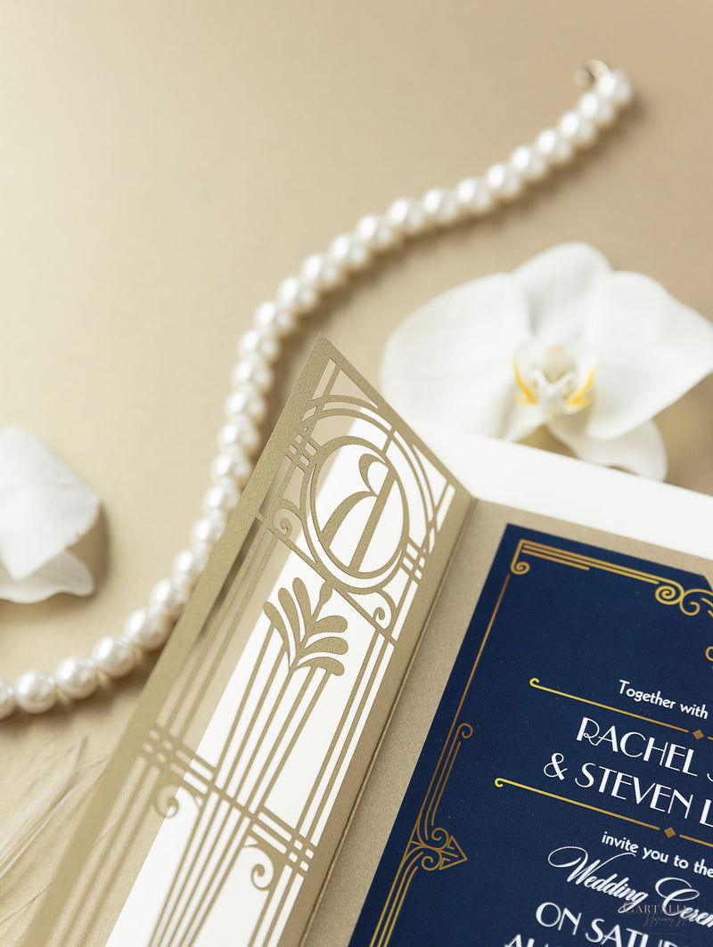 Invito per il giorno delle nozze apribile con taglio laser Art Déco dorato del Grande Gatsby