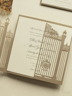 Set di inviti di nozze con taglio laser romantico cancello ornamentale con RSVP e fascia addominale personalizzata
