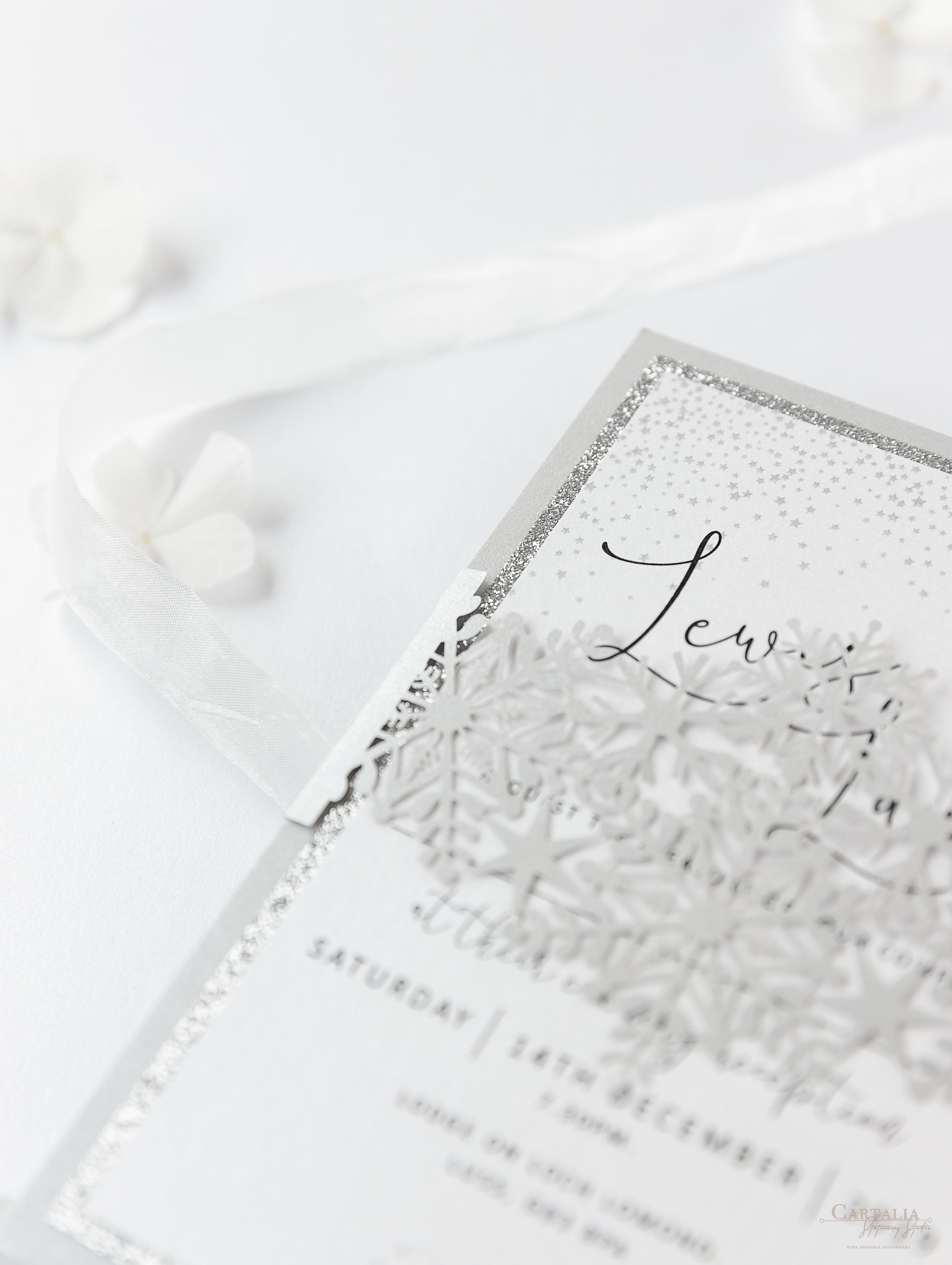 2 Pezzi Banner Natalizio 'Let It Snow' Con Fiocchi Di Neve Glitterati, Striscione 2m E Ghirlanda 3m, Decorazioni Invernali