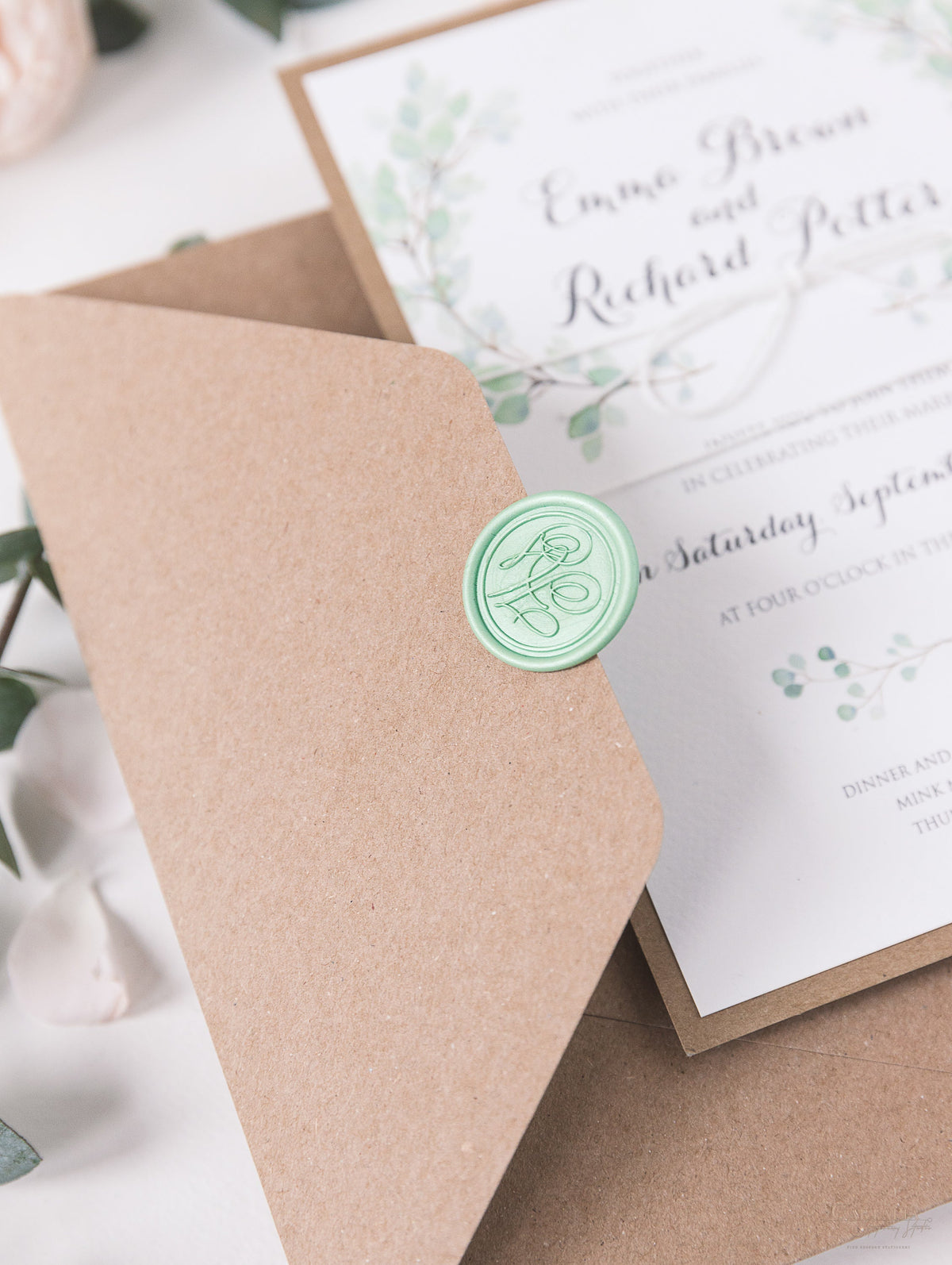 Invitation du jour du mariage Sage Eucalyptus avec sceau de cire