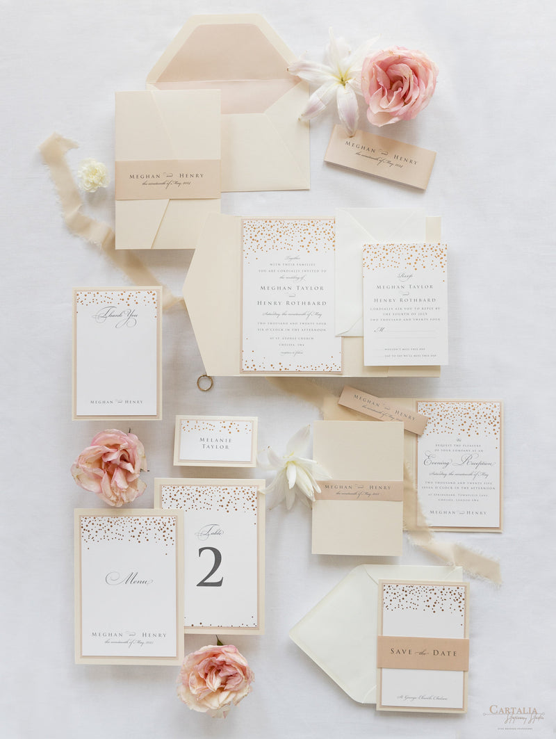 Blush spesso 670 g/m² montato triplo, salva la data, coriandoli classici in lamina d'oro rosa