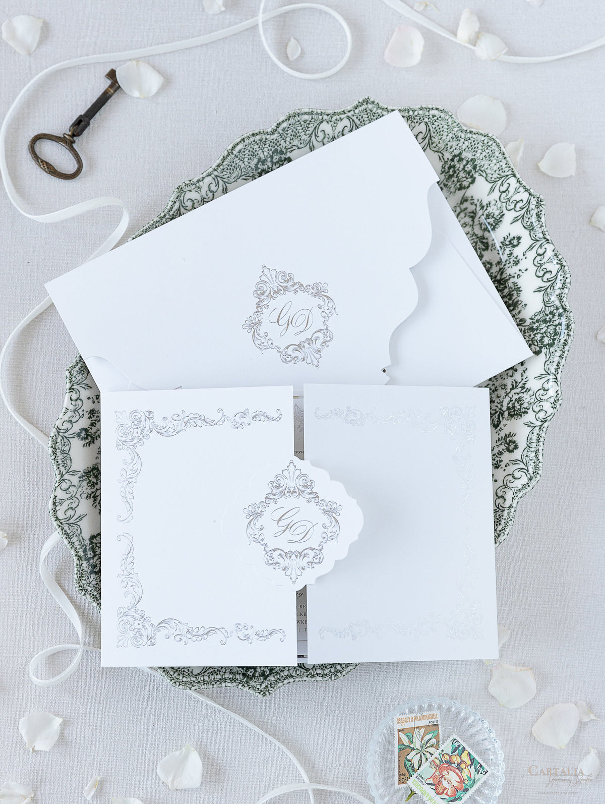 Luxury Gold Foil Invitation pocket fold suite for Wedding Day, RSVP, Info Card with Laser Cut pocket, Calligraphy Script
