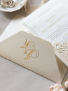 Tasca di lusso a 4 inserti con monogramma in lamina d'oro in rilievo e suite con piega tascabile tagliata al laser