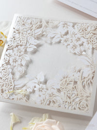 Luxury 2 niveaux - Invitation de poche coupée au laser romantique avec suite de cartes RSVP