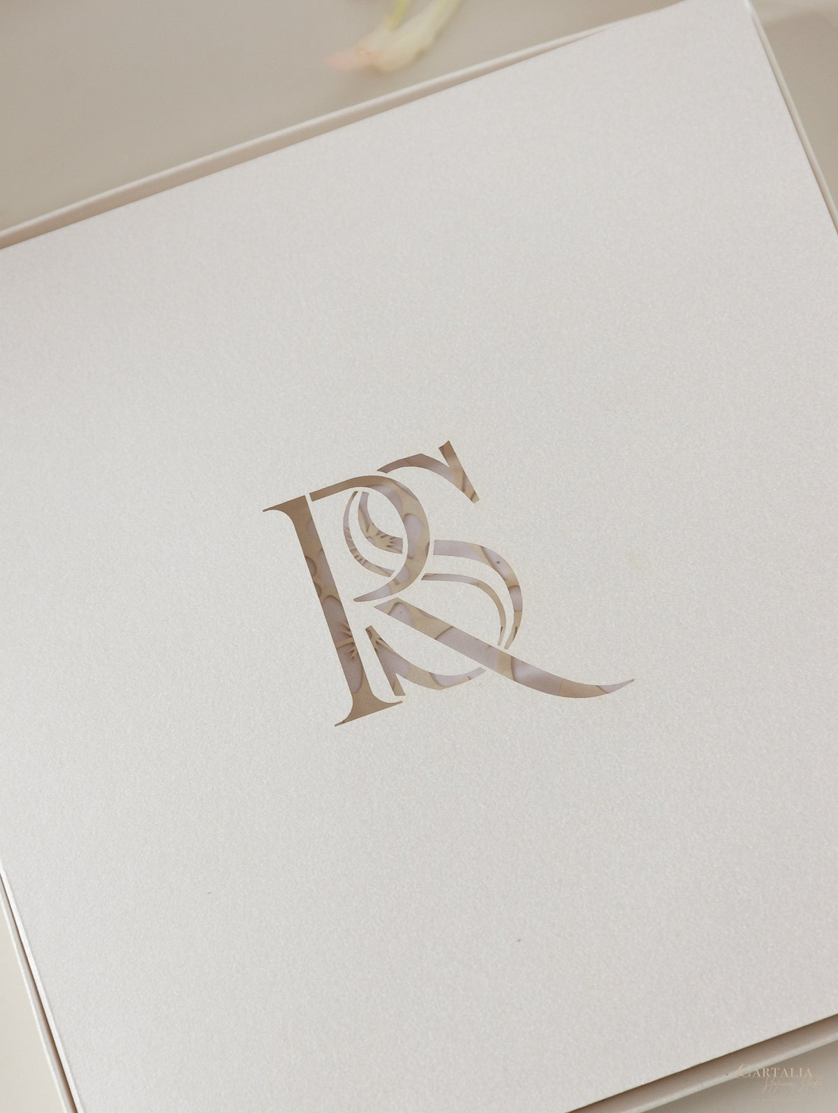 Couture Box : 3D Luxuriously Intricate Tier Laser Cutting Wedding Invitation Suite