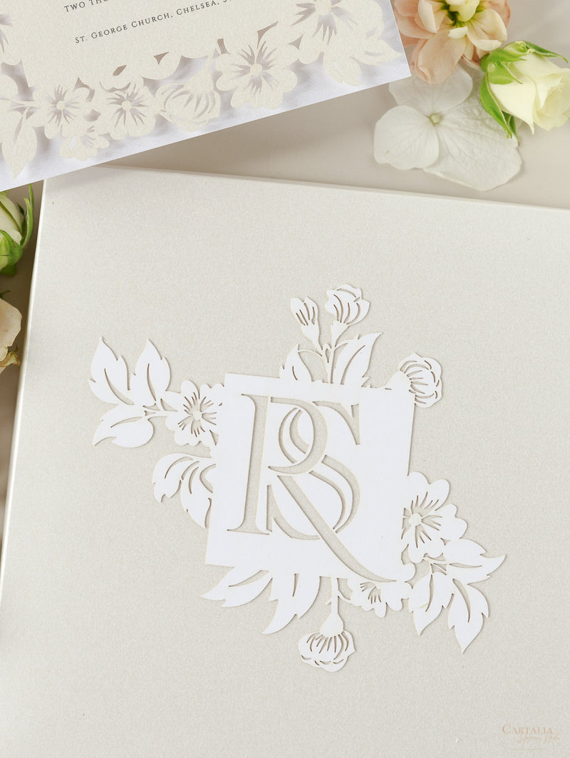 Couture Box : 3D Luxuriously Intricate Tier Laser Cutting Wedding