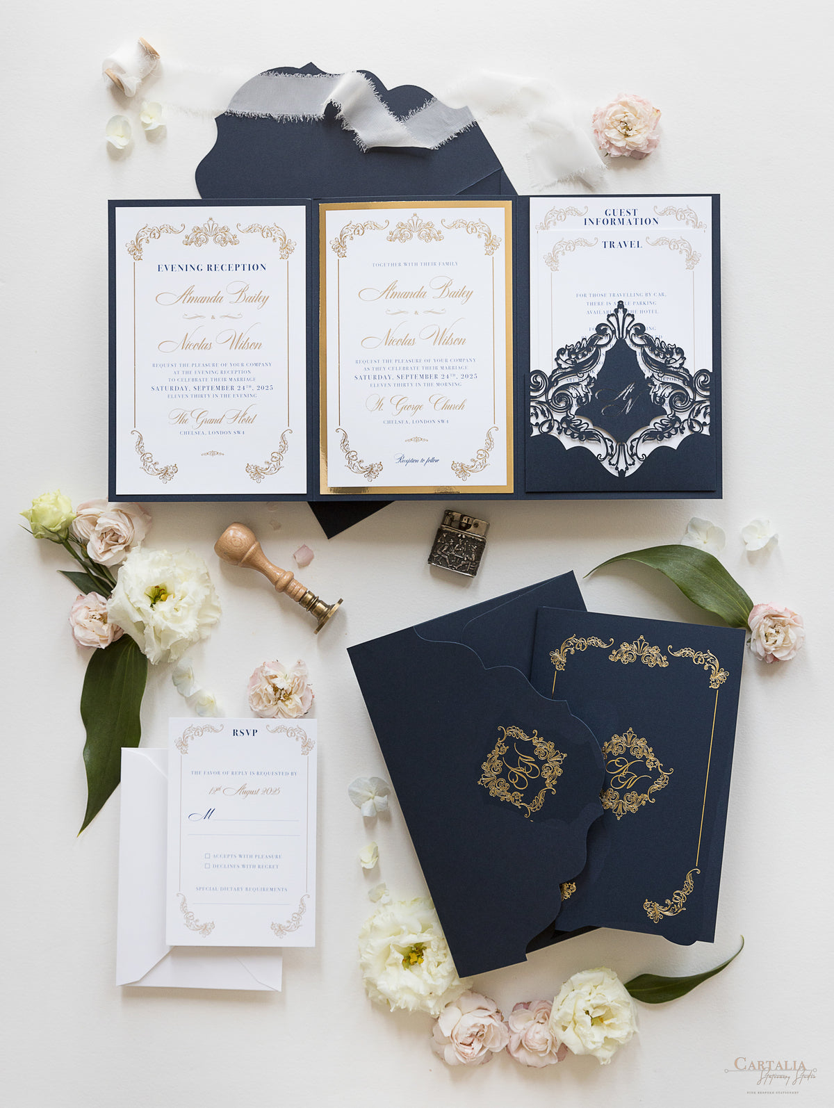 Suite tascabile classica di lusso blu scuro e oro con lamina d'oro e matrimonio con 3 inserti ripiegabili