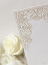 Numero o nome del tavolo delle rose tagliate al laser - Autoportante