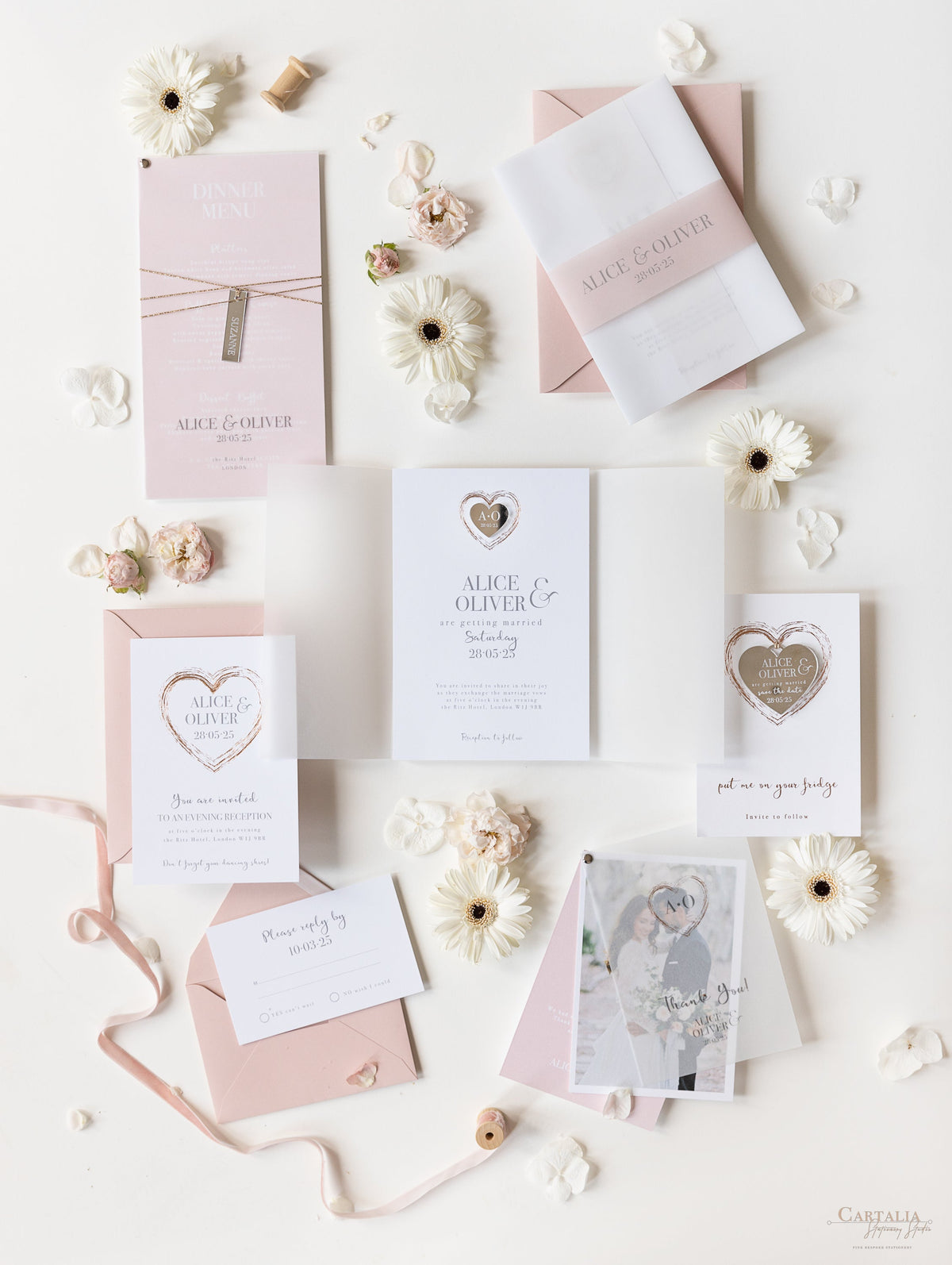 Plexi Heart Save the Date Aimant dans le miroir en papier d'or rose avec carte