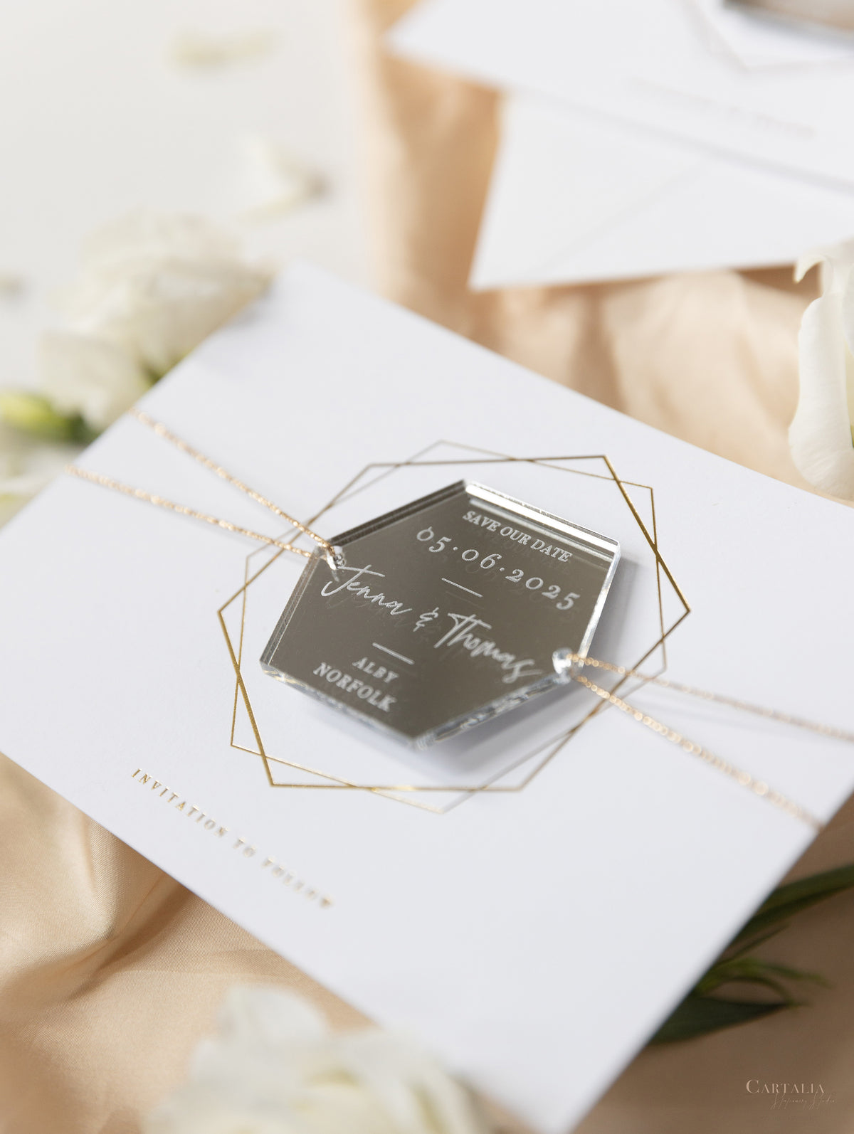 Espejo Plexi hexagonal moderno ahorra los imanes de fecha | Invitación de boda | Oro plata