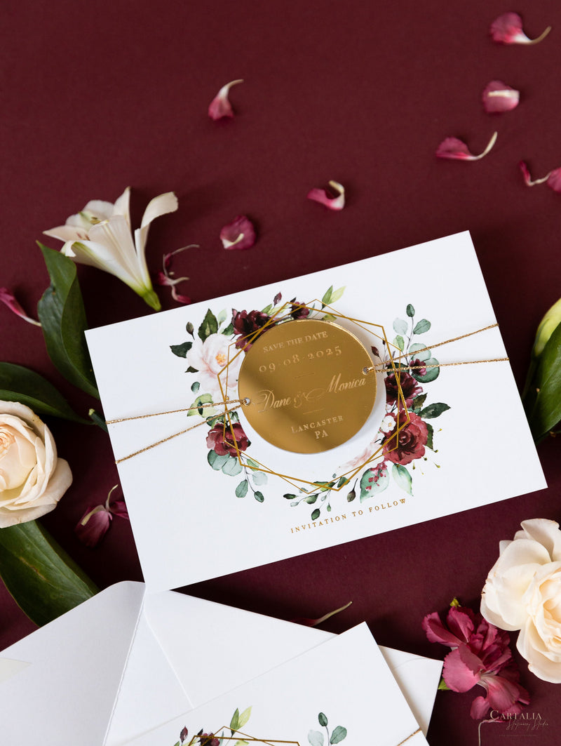 Cerchio rotondo rosso Boho Save the Date con magnete acrilico a specchio in plexi vera lamina