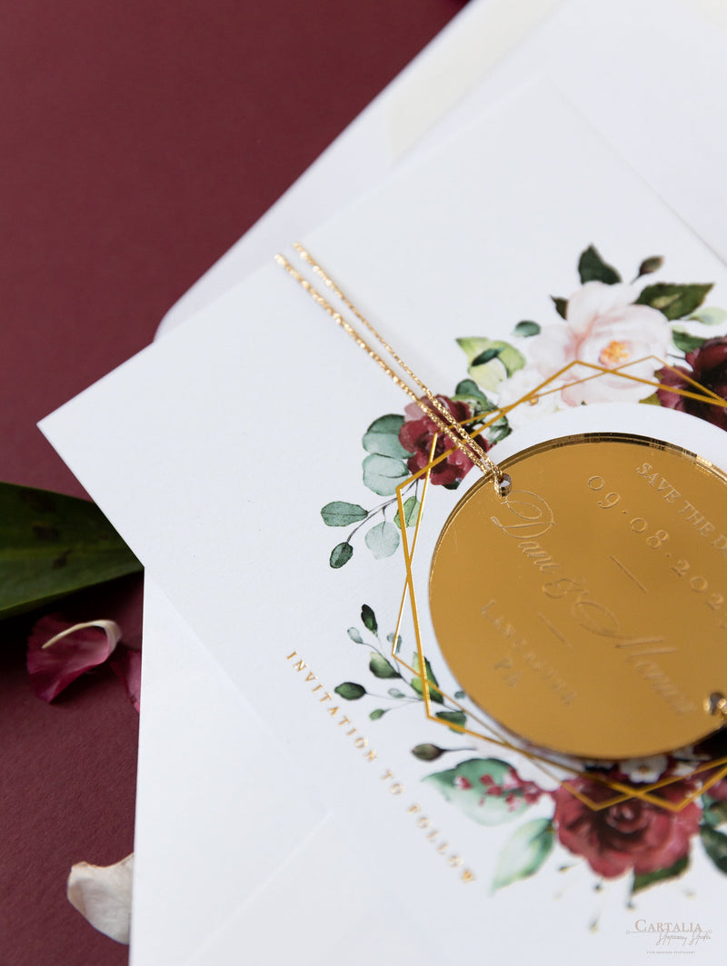 Cerchio rotondo rosso Boho Save the Date con magnete acrilico a specchio in plexi vera lamina