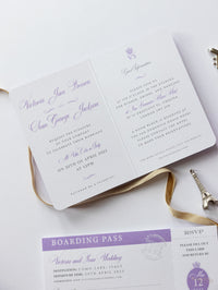 Invitation de mariage Purple Compass Passport Lilac Purple avec une vraie carte d'embarquement Invite Suite avec une doublure de carte du monde