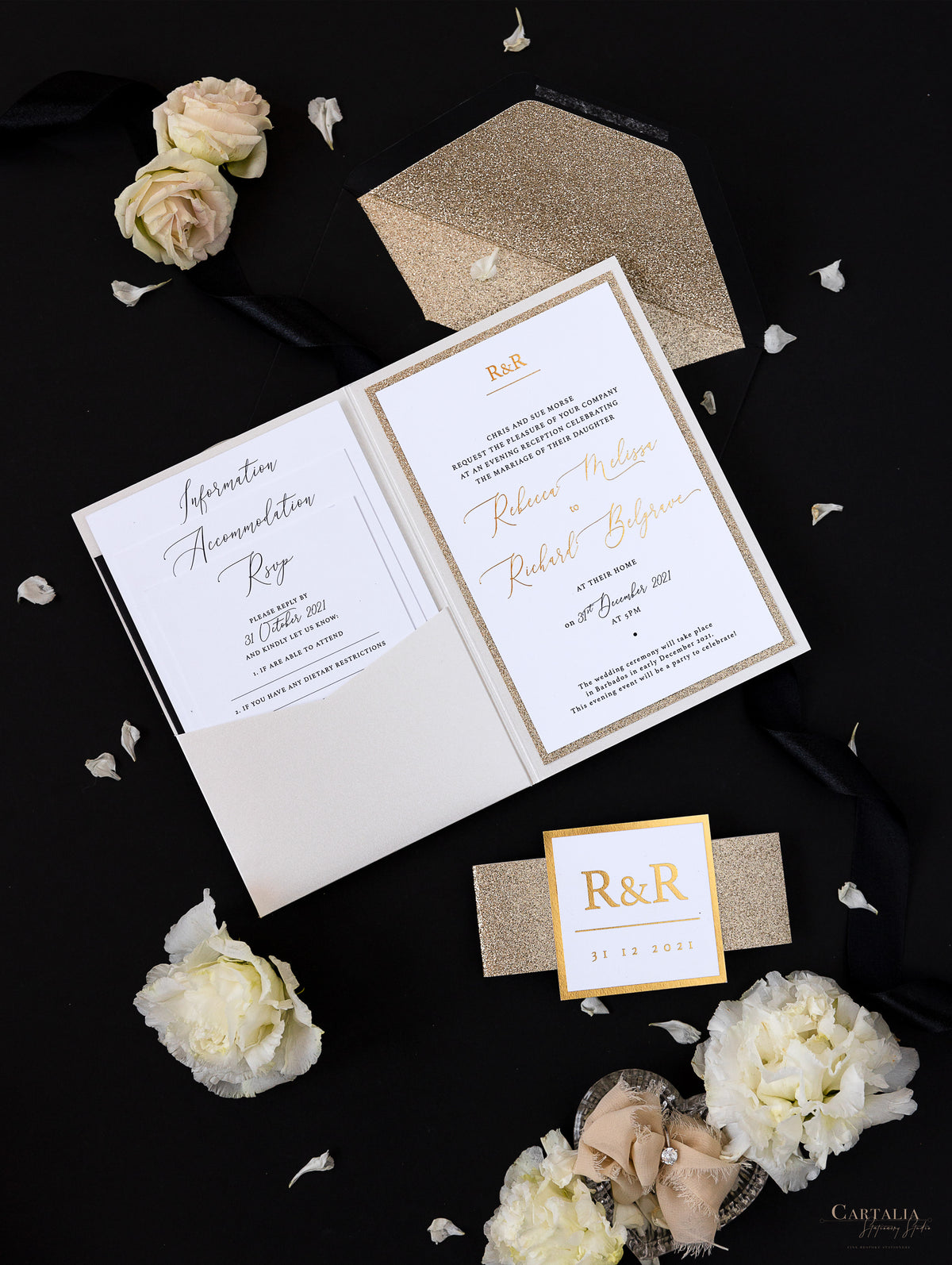 All that Glitters Pocket in Black & Gold | Bespoke Commission R&R