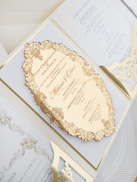 Luxury Gold Mirror & Champagne Boxed Invitation Suite avec des esquisses de lieux en feuille | Commission sur mesure M&O