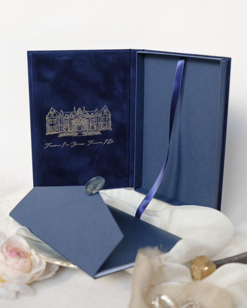 Libro di lusso con retro rigido in velluto e invito tascabile con scatola in lamina d'oro | Commissione su misura J&amp;M
