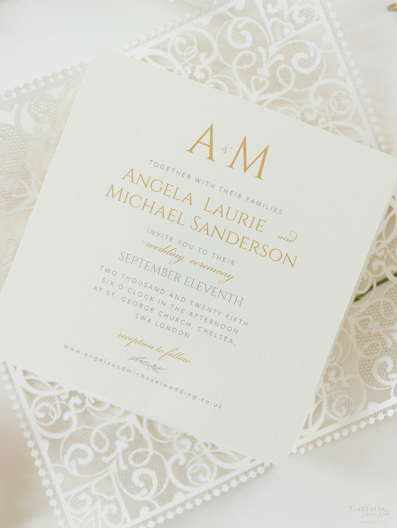 Fascia per pancia monogramma Intricato bordo in lamina quadrata tagliata al laser con invito tascabile glitterato