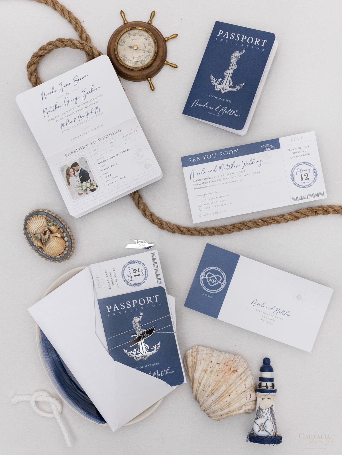 Invitations de passeport de mariage nautique avec étiquette de bateau en argent et feuille d'ancrage