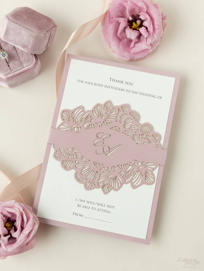 RSVP per matrimonio apribile con taglio laser intricato orchidea / Grazie