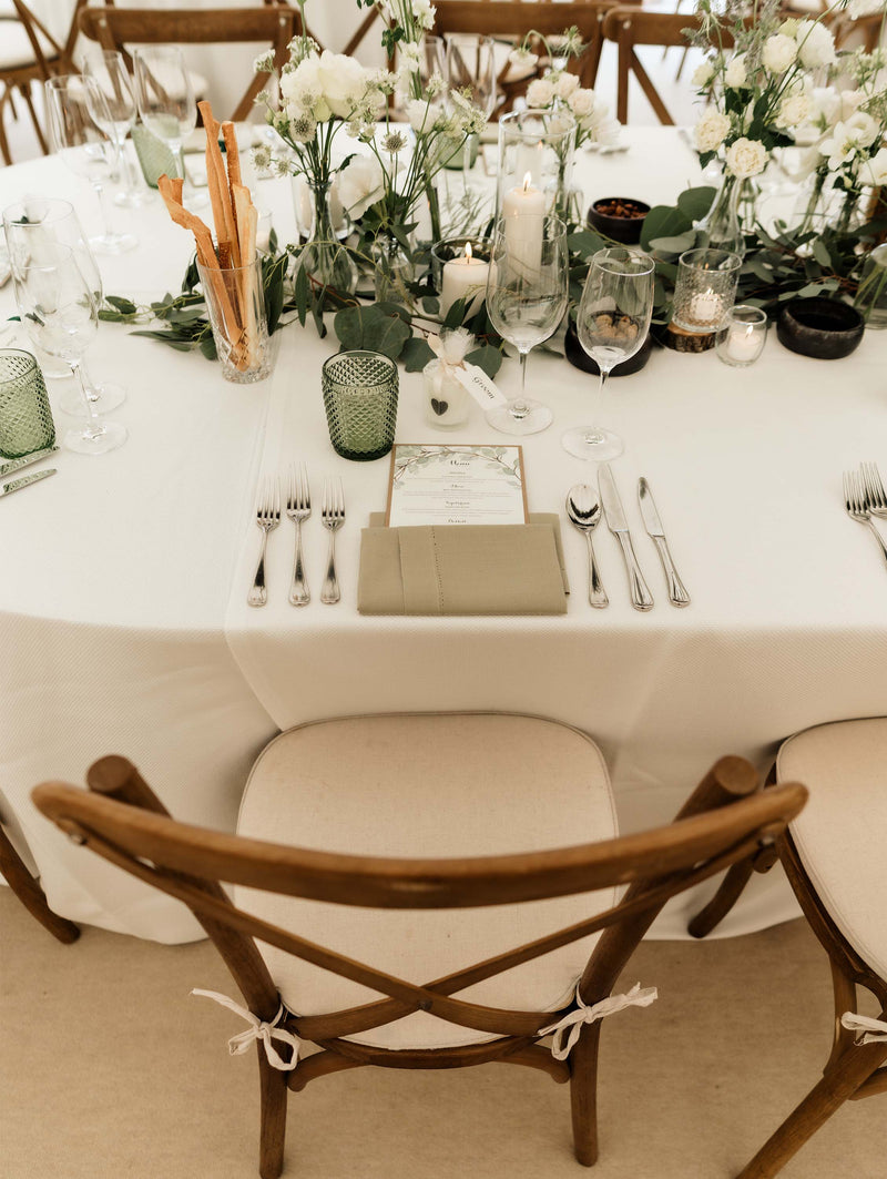 Ordine di servizio/menu di matrimonio rustico con foglia verde acquerello