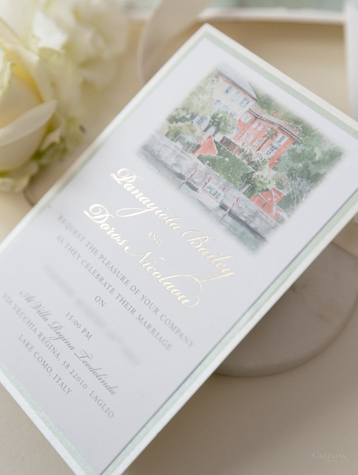 Invitation de lieu de mariage aquarelle personnalisée avec feuille d'or | Villa Regina Teodolinda | Lac Como