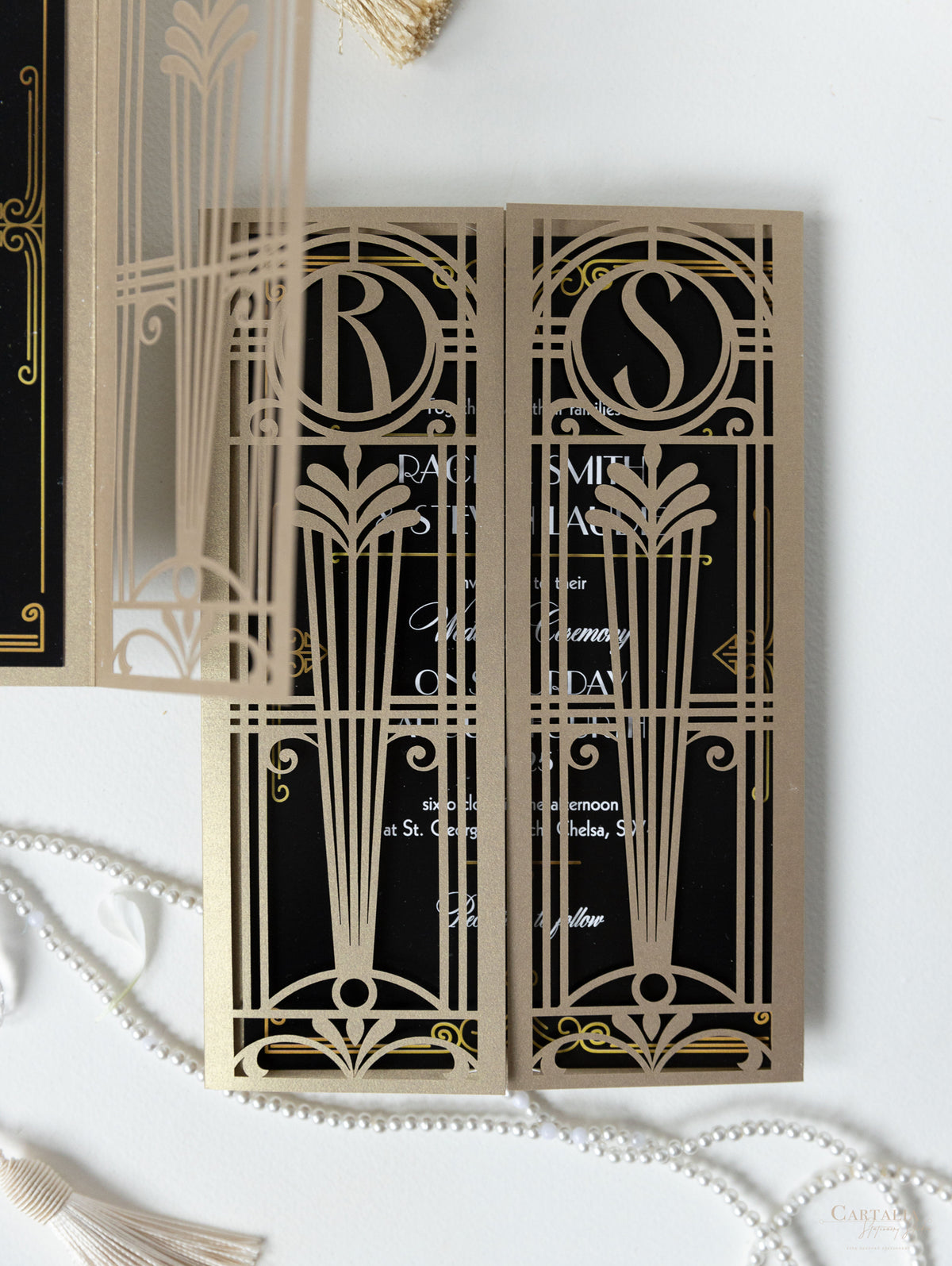 Invito per il giorno delle nozze apribile con taglio laser Art Deco del Grande Gatsby nero e oro