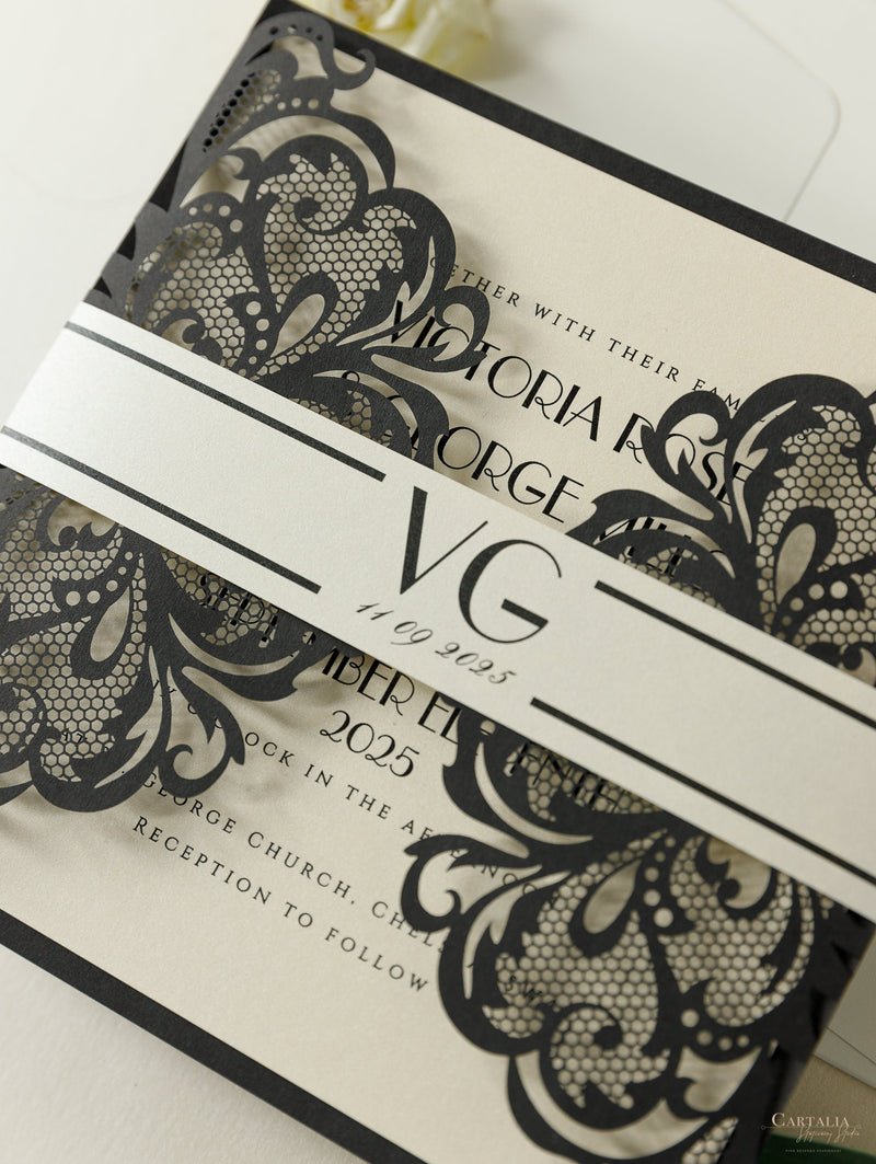 Set di inviti di nozze con taglio laser apribile di lusso Art Déco del Grande Gatsby con fascia ventrale monogramma + RSVP + buste