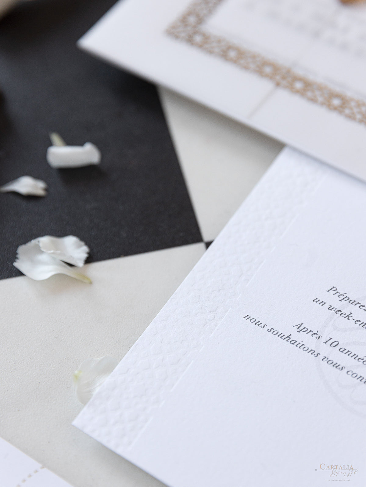 Mariage de destination au Maroc | Invitations de mariage Marrakech | Commission sur mesure A&B