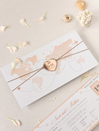 Portefeuille de voyage de dossier: Invitation de passeport de mariage en or rose de luxe avec code QR dans Pocket & Mirror Tag Passport Invitation Suite