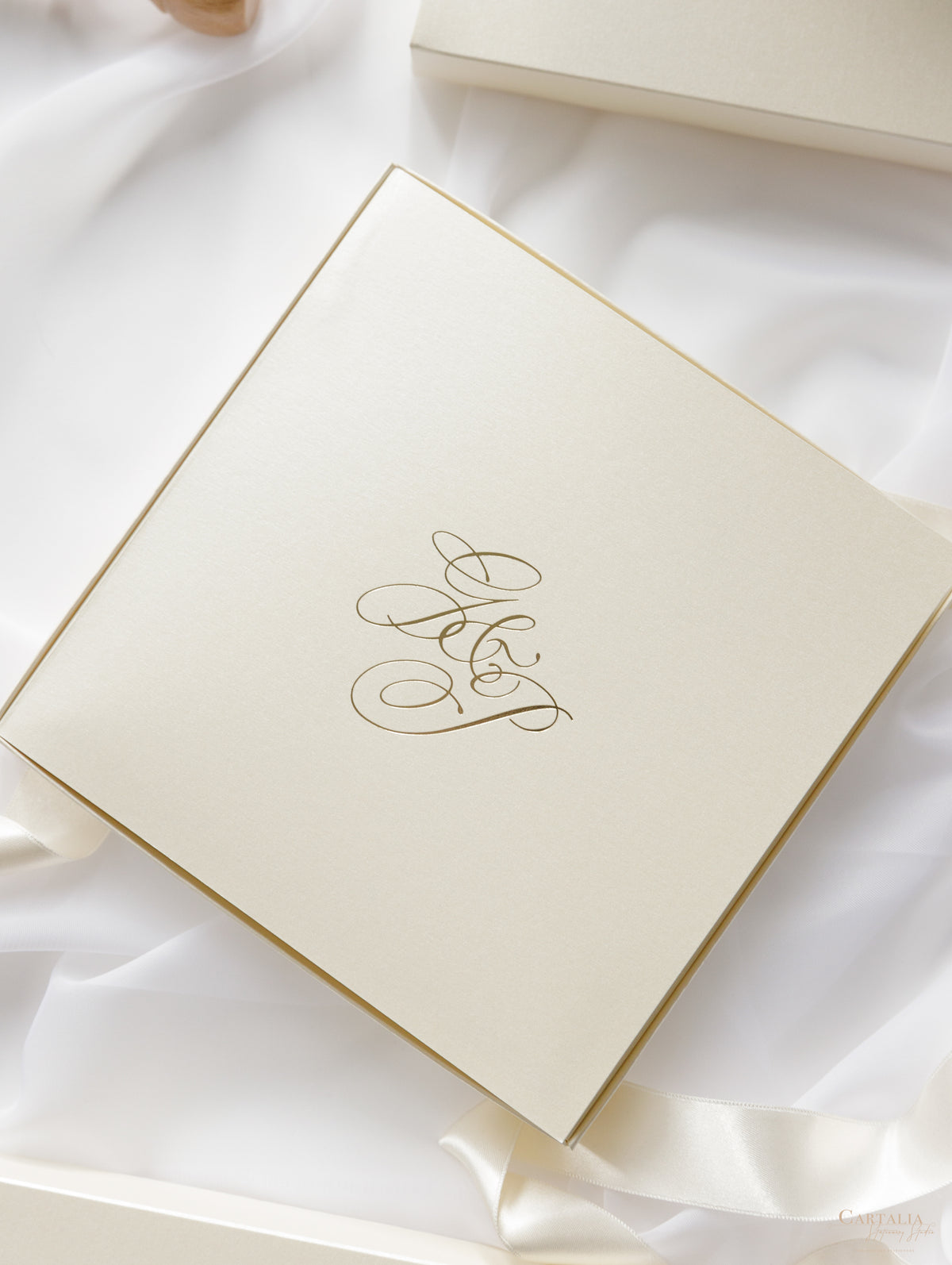 Couture Bespoke Box: 3D Custom Design in Gold | Bespoke Commission G&P