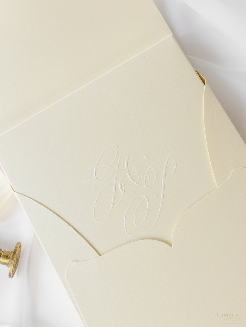 Scatola su misura Couture: design personalizzato 3D in oro | Commissione su misura G&amp;P