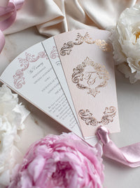 Ventaglio del programma Petal Wedding Regal, ordine del giorno unico, ordine del servizio, monogramma in lamina di lusso unico