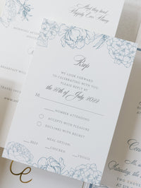 Invitaciones de boda de bolsillo de lujo en Laguna Beach, California, en azul polvoriento | Comisión C&amp;E a medida