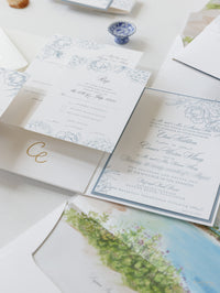 Invitaciones de boda de bolsillo de lujo en Laguna Beach, California, en azul polvoriento | Comisión C&amp;E a medida