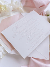 Invito per il giorno del matrimonio elegante con stampa tipografica di lusso in cartone 100% cotone da 710 g/m²