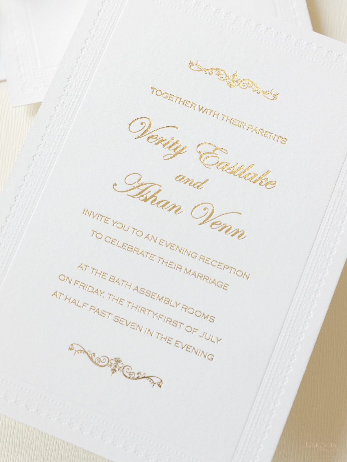 Debossed Embossed 710gsm Luxury Foiled  Elegant Day Invitation