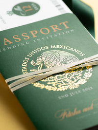 Invitation de mariage au Passport vert mexicain avec un vrai feuille d'or