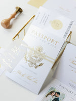 Matrimonio con passaporto Salva la data Pergamena con carta d'imbarco in lamina d'oro, Matrimonio all'estero, Matrimonio di destinazione, Matrimonio di viaggio, Biglietto aereo