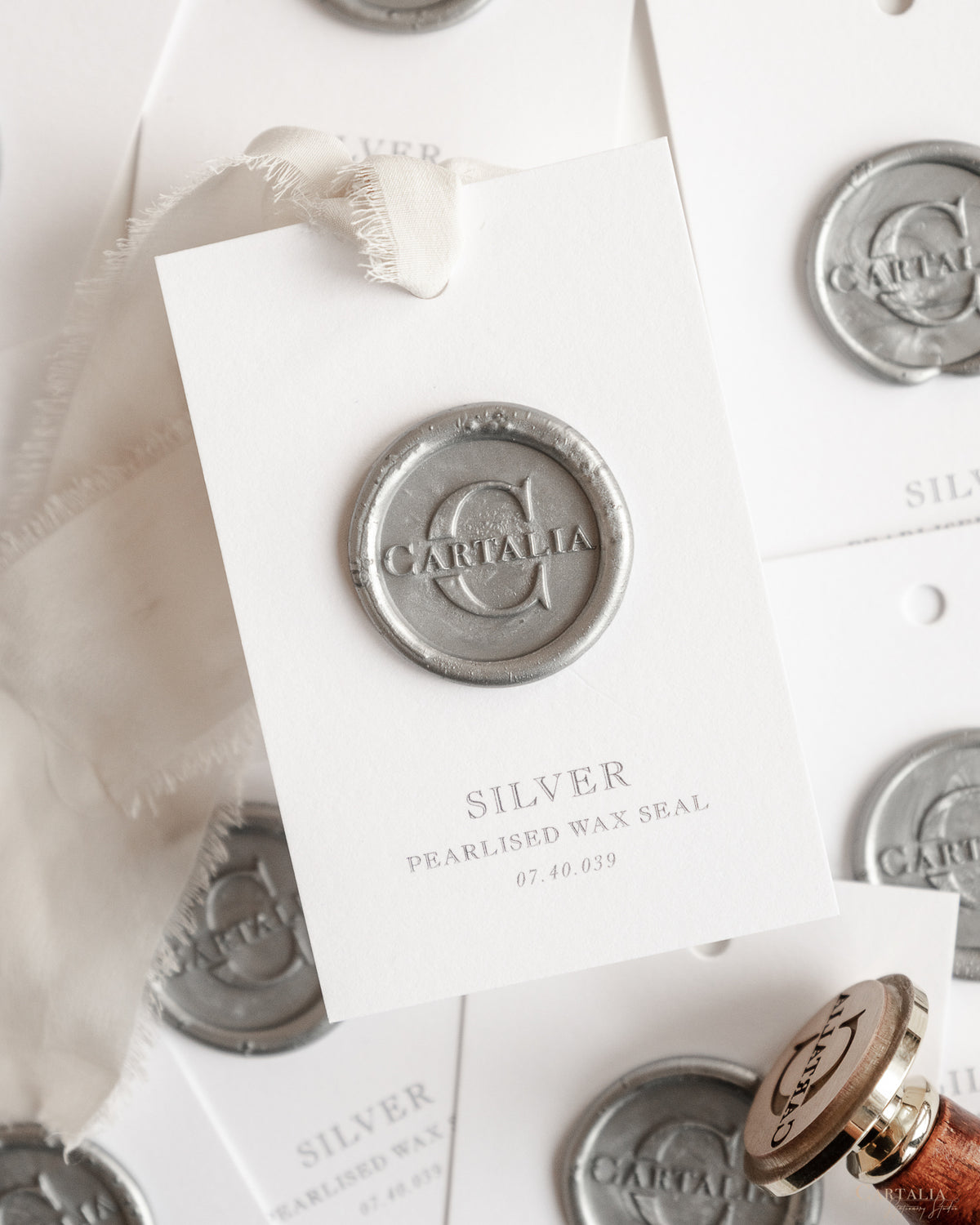 Wax Seal in Silver Pearlised