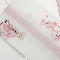 Suite de vélin / parchemin en couches modernes avec arbre de fleur de cerisier et feuille d'or rose