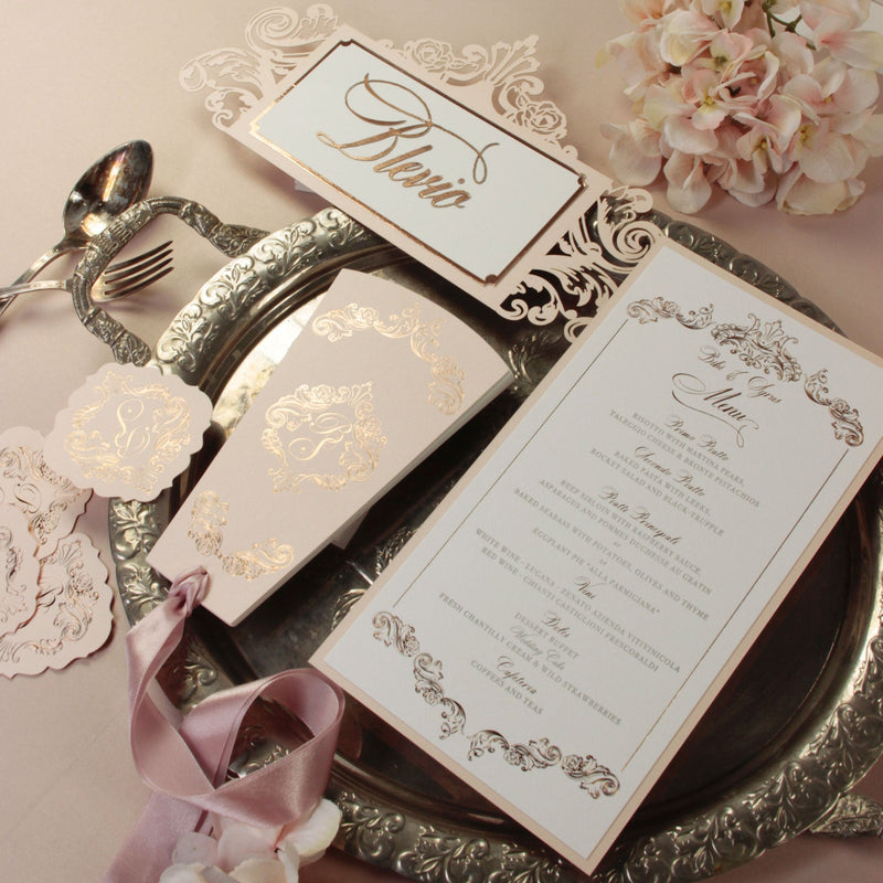 Lusso elegante lamina d'oro rosa intricato tavolo ornamentale nome numero taglio laser