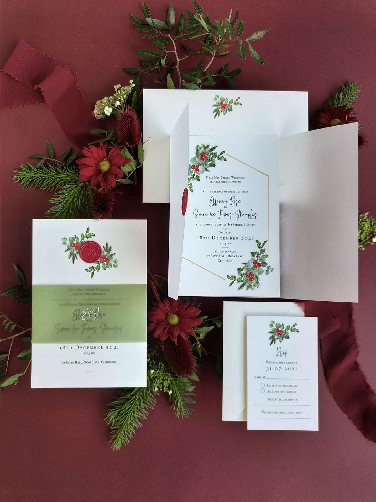 Beso de muérdago | Invitaciones de boda navideñas con sello de cera Monogram Vellum Suite