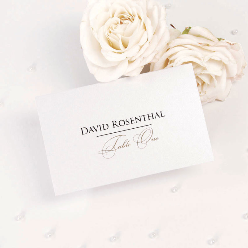 Elegante segnaposto con sceneggiatura romantica