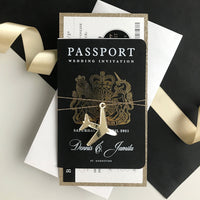 Portefeuille de voyage de dossier blanc et noir: suite d'invitation de passeport de mariage de luxe en poche et étiquette de miroir en or