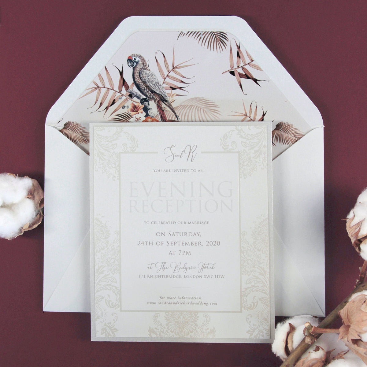 Invitation nue et perle damasque boho en soirée avec oiseaux de paradis