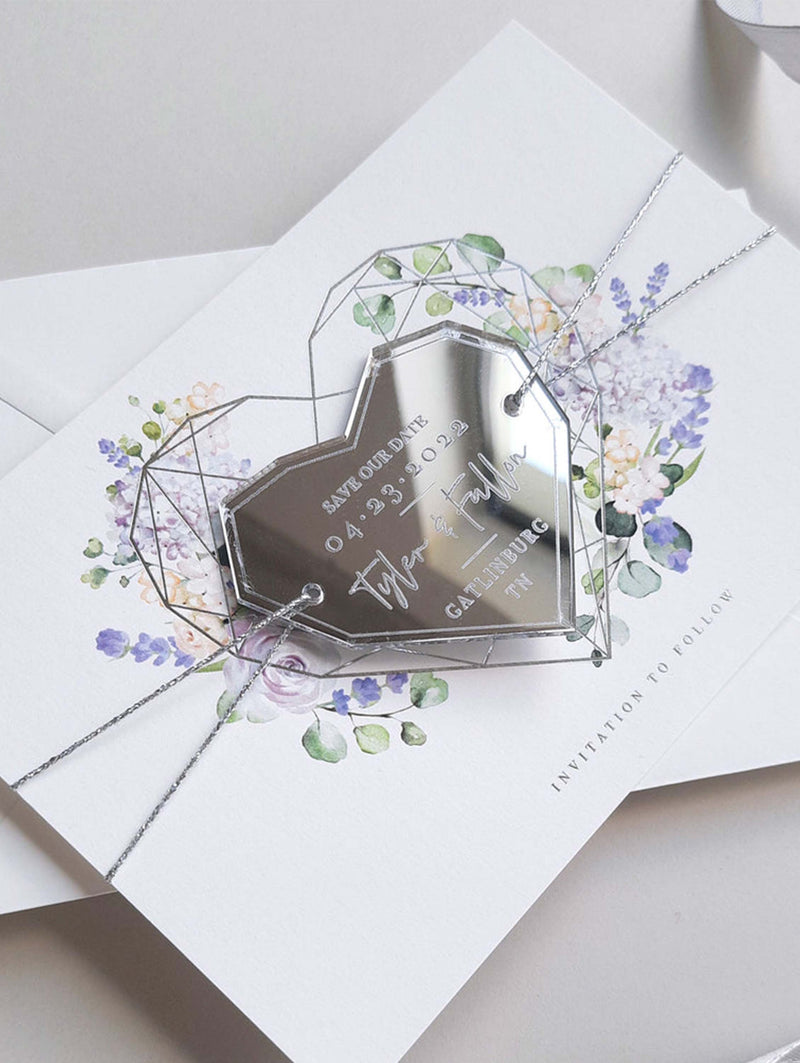 Lavanda viola salva la data con magnete in plexi a forma di cuore geometrico a specchio argentato
