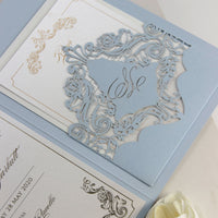 Invitations de l'hôtel Villa Cimbrone | Suite de poche de mariage avec feuille d'or et croquis de lieu de mariage